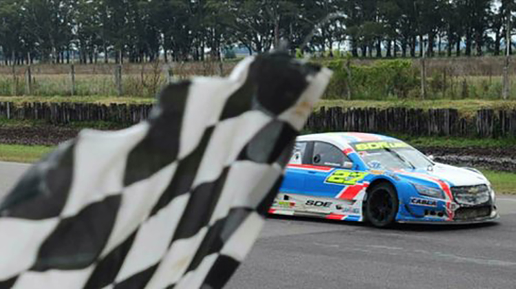 Altuna gan&oacute; el Top Race