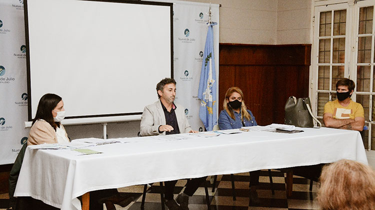 ​Direcci&oacute;n de Relaciones con la Comunidad