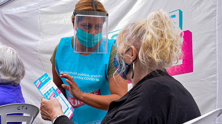 Vacunaci&oacute;n libre para mayores de 50