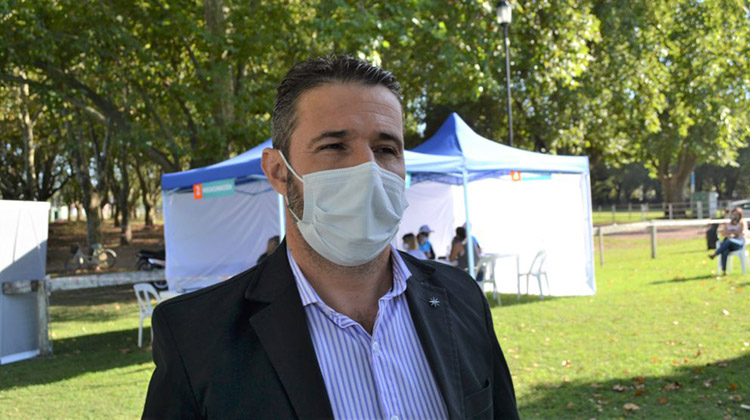 ​La vacunaci&oacute;n de adolescentes comenzar&aacute; el 9 de agosto en nuestro distrito