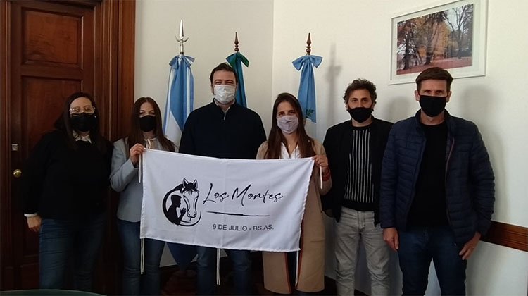 ​Barroso recibi&oacute; a integrantes de &ldquo;Los montes club de Pato&rdquo;