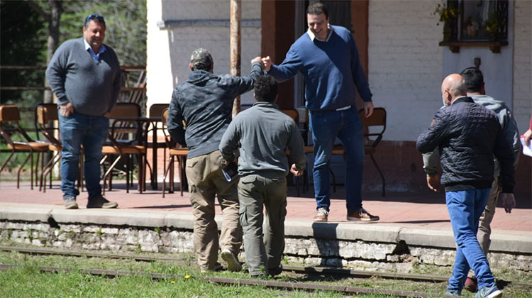 ​Barroso visitó Naón