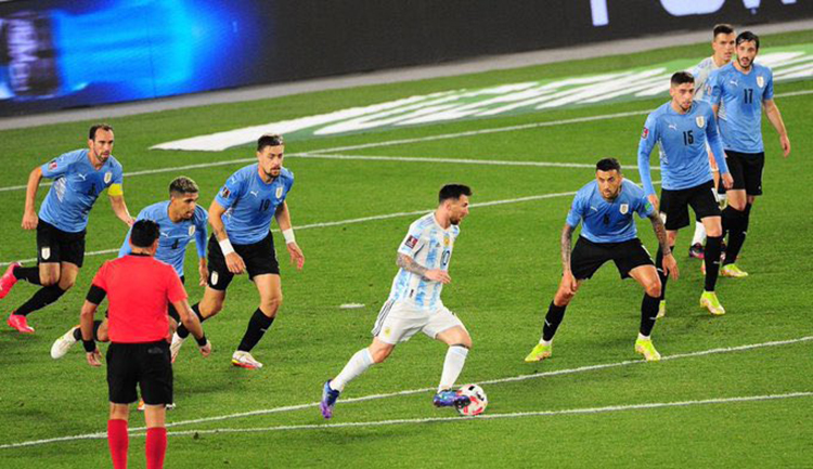 Argentina le gan&oacute; 3 a 0 a Uruguay &nbsp;