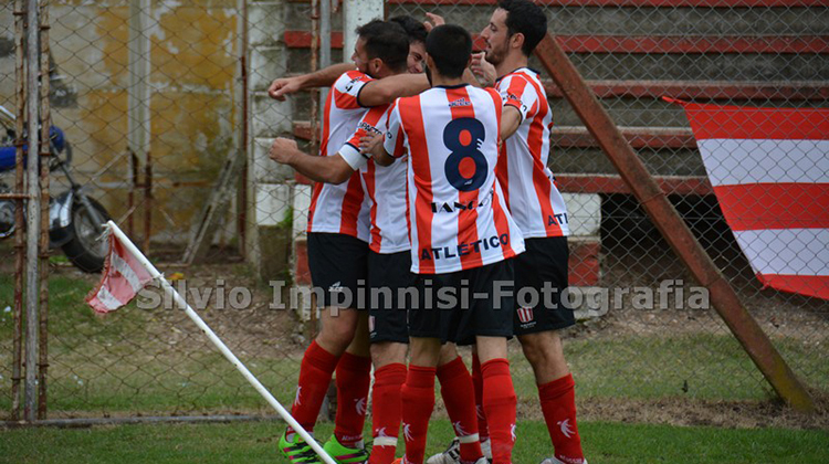 El f&uacute;tbol nuevejuliense va por todo