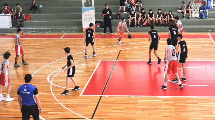 ​B&aacute;squetbol