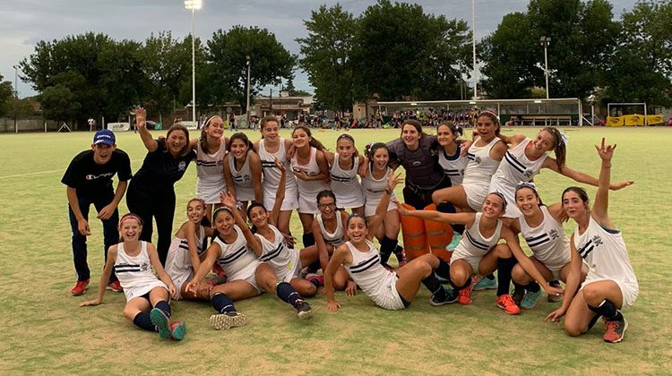 ​Hockey San Mart&iacute;n Subcampeonas en Jun&iacute;n