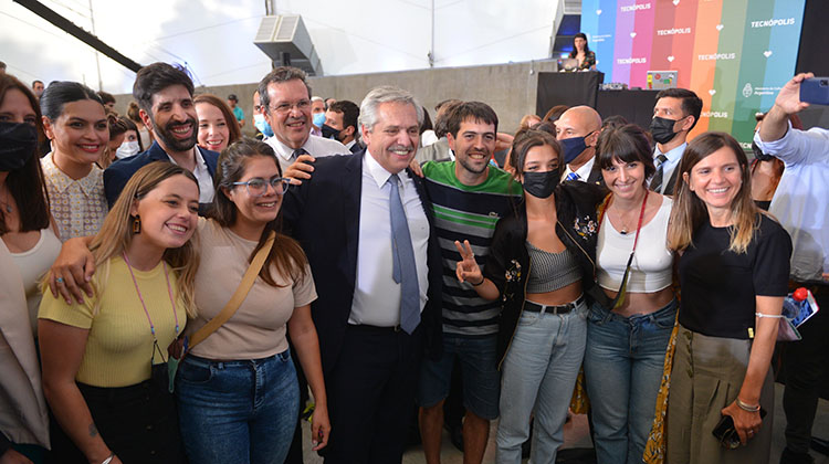 ​Se relanz&oacute; el programa M&aacute;s Cultura