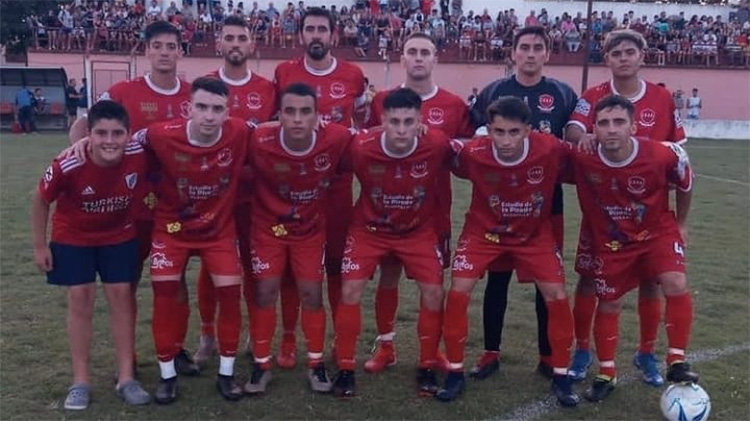 Agust&iacute;n &Aacute;lvarez gole&oacute; y se mantiene puntero