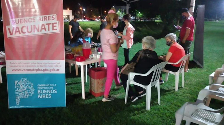 Noche de las vacunas: Primera, segunda y tercera dosis sin turno