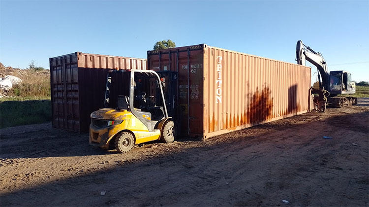 Arribaron dos containers