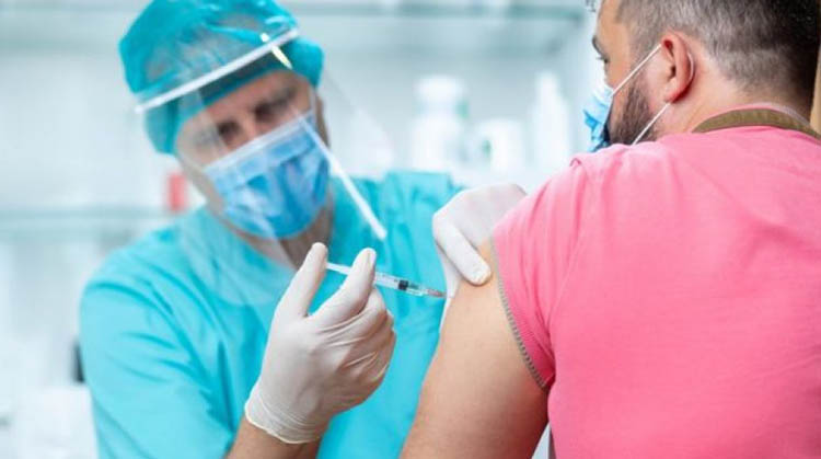 Vacunaci&oacute;n libre de dosis de refuerzo
