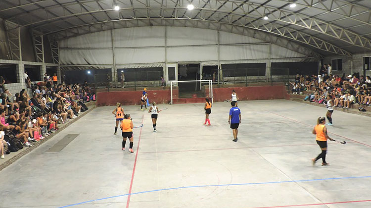 Finaliz&oacute; el Torneo de Hockey pista disputado en el Club Atl&eacute;tico
