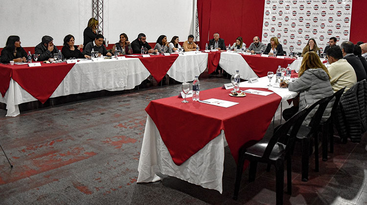 ​Nacho Palacios particip&oacute; de la reuni&oacute;n seccional en Arenales