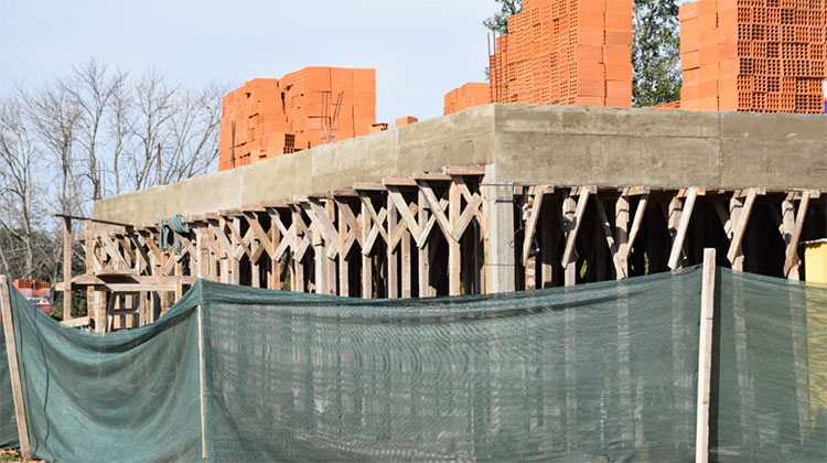 ​Avanza la construcci&oacute;n de la residencia estudiantil en Na&oacute;n
