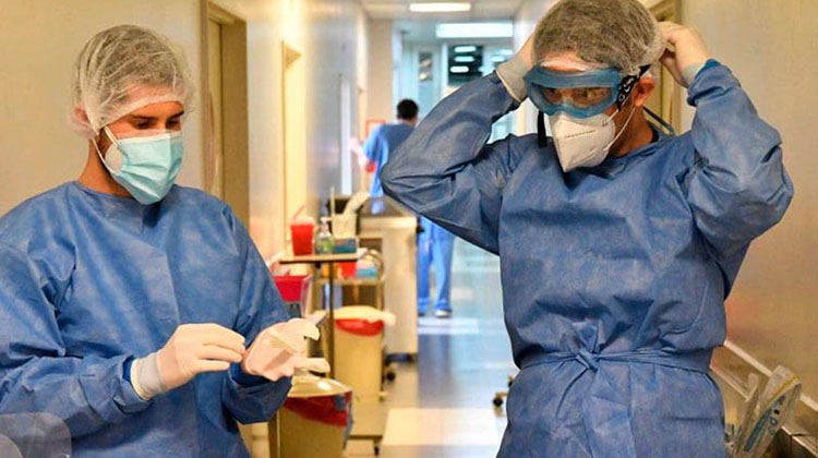 Descienden por primera vez en dos meses los casos de coronavirus