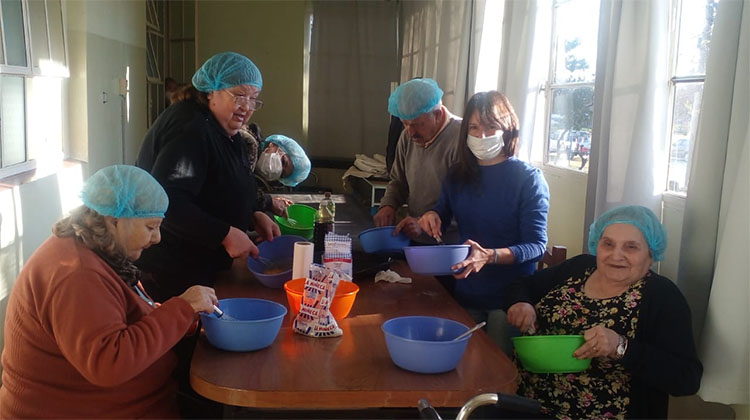 ​Continúa dictándose el Taller Cocinarte