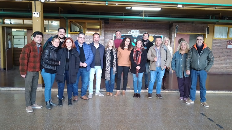 ​La T&eacute;cnica agasaj&oacute; a la prensa