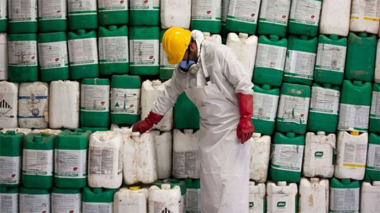 El BCRA flexibiliz&oacute; el cepo cambiario para fertilizantes, fitosanitarios y autopartes