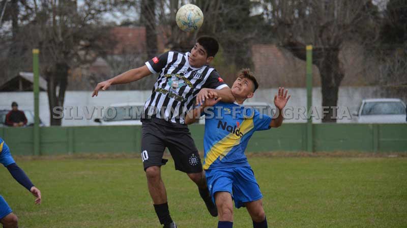 Los millonarios siguen punteros