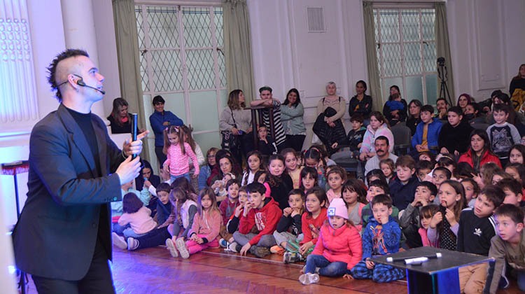 ​Nuevos shows del Mago Nazar