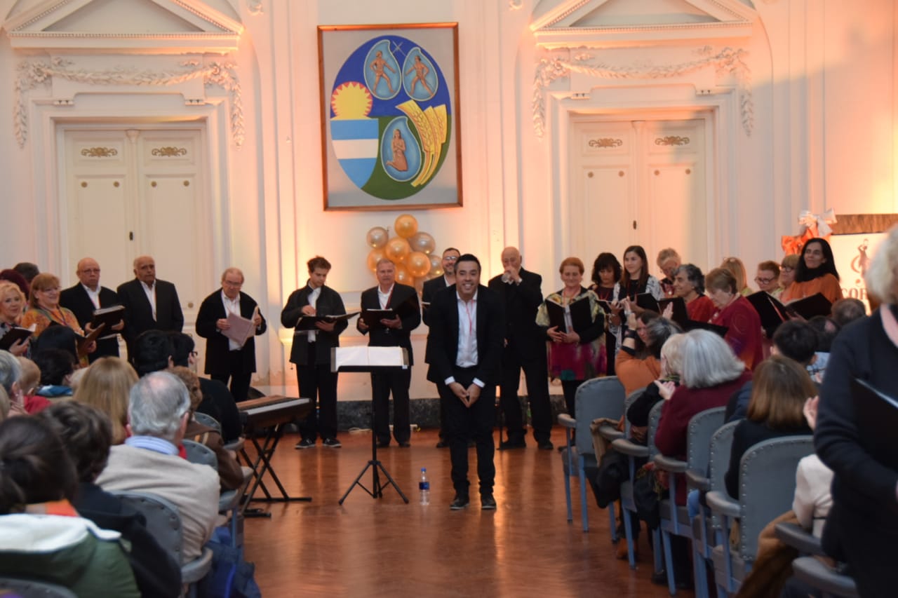 Coral Reencuentro celebró su 34º Aniversario