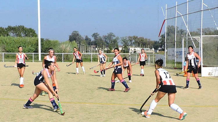 El Club Atl&eacute;tico obtuvo 4 triunfos en Hockey en Lincoln