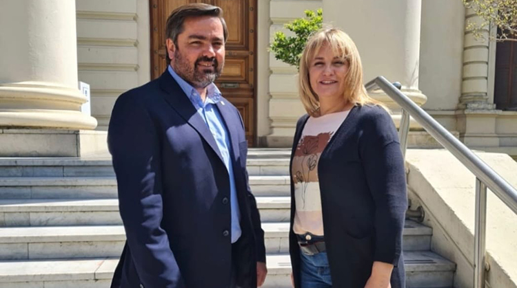 Revilla y Balb&iacute;n buscan reducir el impuesto inmobiliario rural