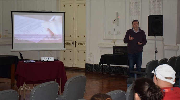 Se dict&oacute; un curso de manipulaci&oacute;n de alimentos libres de gluten