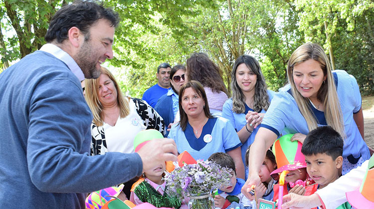 Bodas de Oro del Jard&iacute;n N&deg; 906