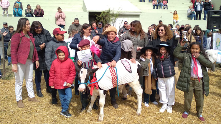 "Cometa" gan&oacute; el Concurso de Crianza del Ternero 