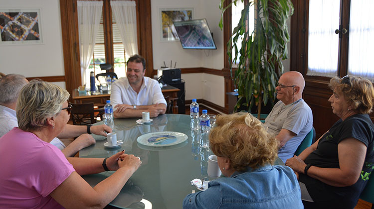 Barroso recibió al Club de Leones
