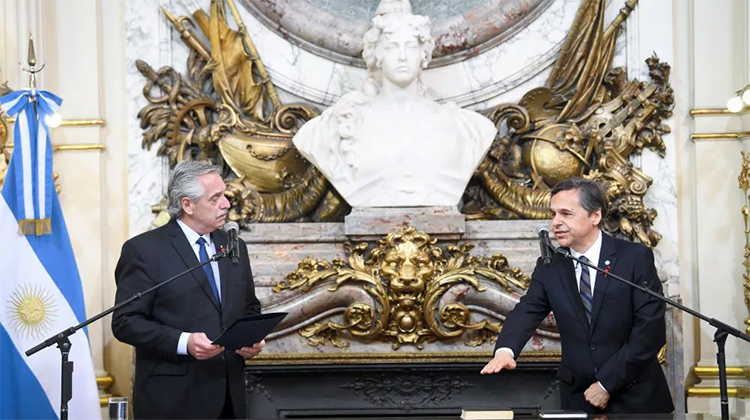 Diego Giuliano jur&oacute; como ministro de Transporte de la Naci&oacute;n