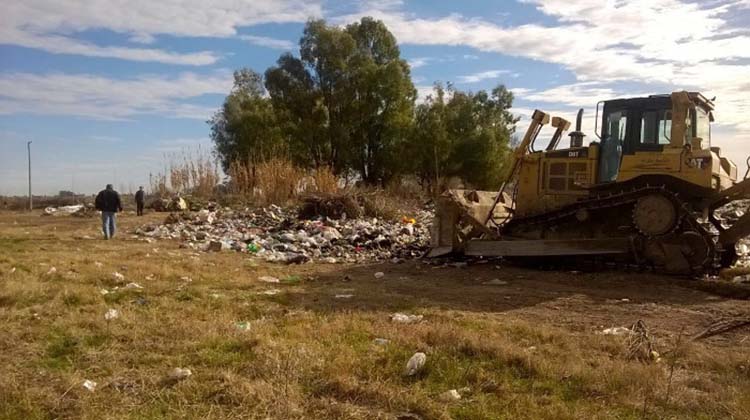 Quiroga: Saneamiento del basural