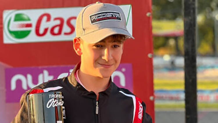 ​Santiago Baztarrica prob&oacute; en la F&oacute;rmula Nacional