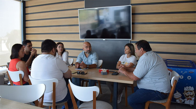 ​Autoridades municipales visitaron Na&oacute;n