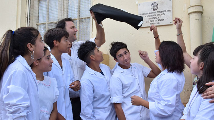 ​Quedó inaugurada la nueva Escuela Secundaria N° 15 de El Provincial