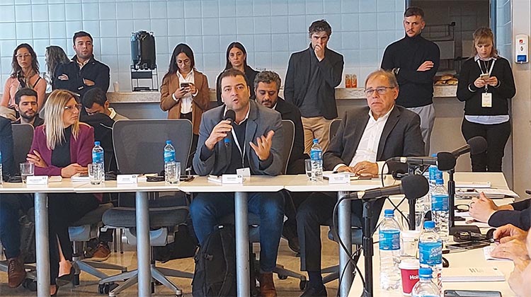 ​Barroso disert&oacute; en el C40