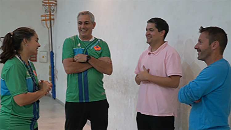 Palacios recorri&oacute; instituciones deportivas