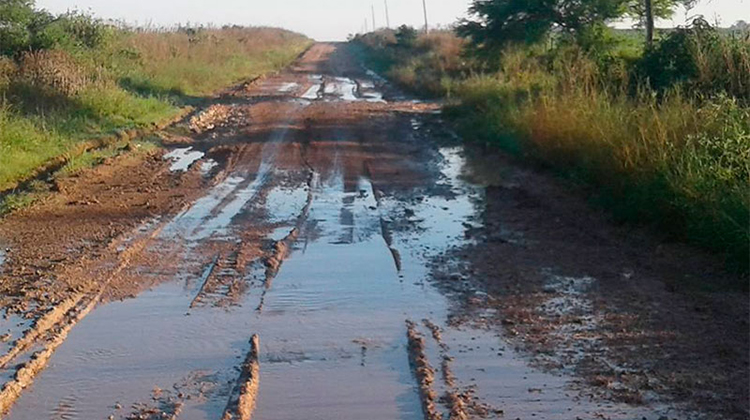 Prohibición en caminos rurales