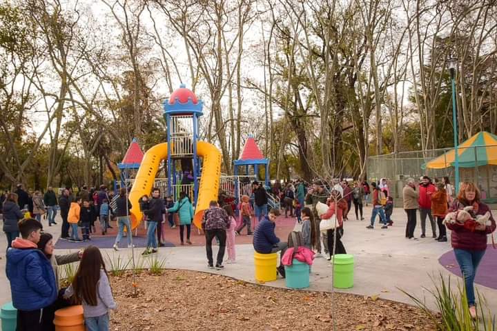 El sector de juegos del Parque volvi&oacute; a lucir 