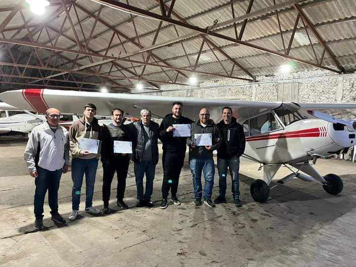 El Aeroclub tiene nuevos pilotos 