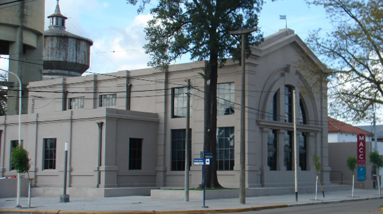 ​Espect&aacute;culo art&iacute;stico en el Museo