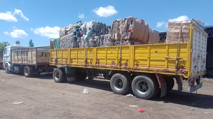 Nueva carga de residuos recuperados