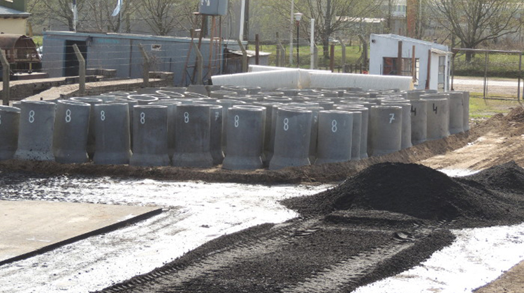 El municipio fabrica tubos