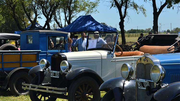 ​4&deg; Fiesta de la Maquinaria y Veh&iacute;culos Antiguos