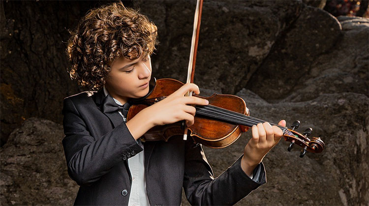 ​El violinista Marcelo Ré se presentará en el Rossini