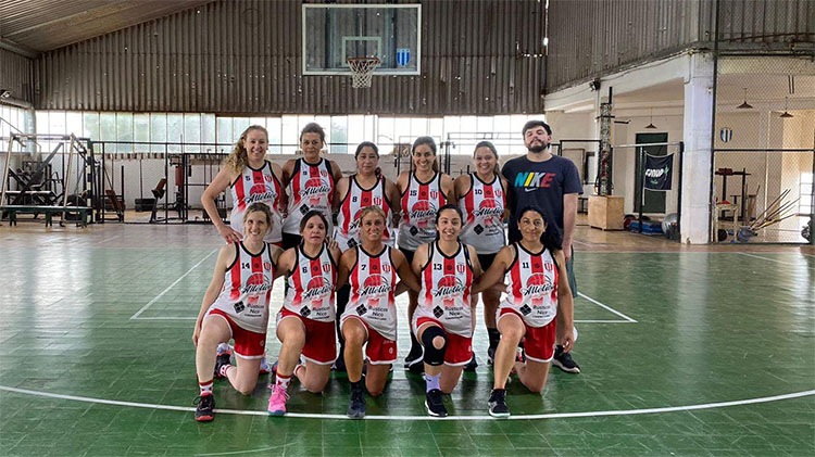 ​El Maxibasquet Femenino de Atl&eacute;tico 9 de Julio sali&oacute; subcampe&oacute;n