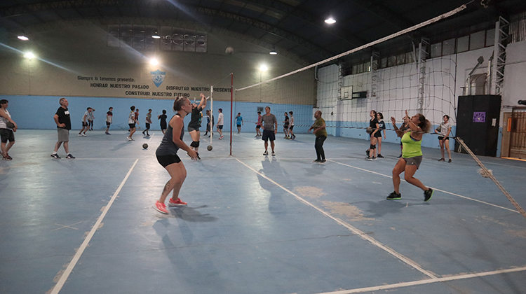 ​Comenz&oacute; el V&oacute;ley Recreativo en San Mart&iacute;n