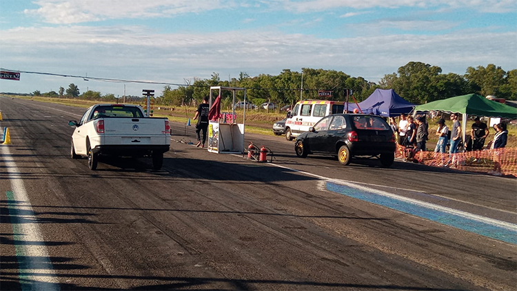 Se corren las "Picadas" en el Aut&oacute;dromo 
