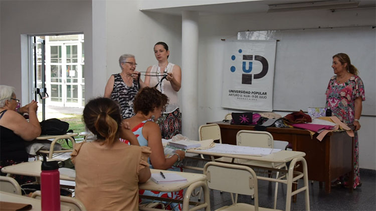 ​Se dict&oacute; en la UP el taller: "Nos adelantamos a las clases"